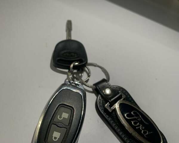 Серый Форд Скорпио, объемом двигателя 2 л и пробегом 135 тыс. км за 300 $, фото 10 на Automoto.ua