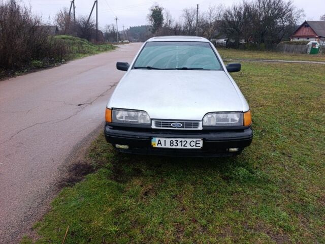 Серый Форд Скорпио, объемом двигателя 0 л и пробегом 350 тыс. км за 1200 $, фото 1 на Automoto.ua