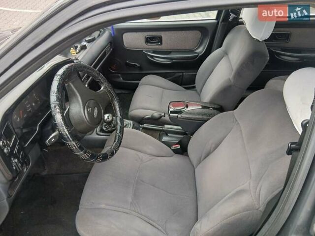 Сірий Форд Скорпіо, об'ємом двигуна 2 л та пробігом 420 тис. км за 1350 $, фото 5 на Automoto.ua