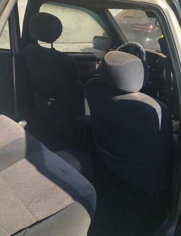 Серый Форд Скорпио, объемом двигателя 2 л и пробегом 350 тыс. км за 900 $, фото 6 на Automoto.ua