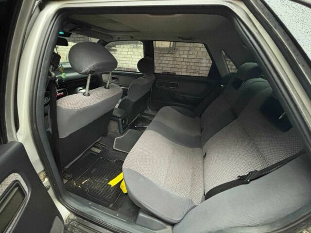 Серый Форд Скорпио, объемом двигателя 2 л и пробегом 300 тыс. км за 2100 $, фото 17 на Automoto.ua