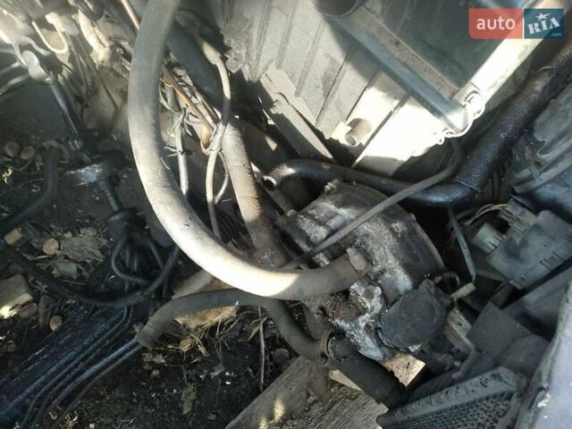 Сірий Форд Скорпіо, об'ємом двигуна 2 л та пробігом 400 тис. км за 600 $, фото 8 на Automoto.ua