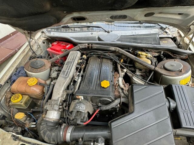 Сірий Форд Скорпіо, об'ємом двигуна 2 л та пробігом 300 тис. км за 615 $, фото 2 на Automoto.ua