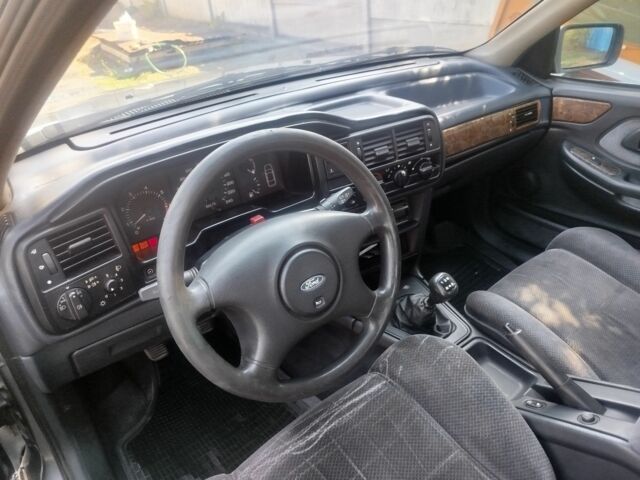 Сірий Форд Скорпіо, об'ємом двигуна 2 л та пробігом 100 тис. км за 1250 $, фото 5 на Automoto.ua