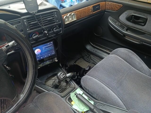 Сірий Форд Скорпіо, об'ємом двигуна 2 л та пробігом 320 тис. км за 1067 $, фото 3 на Automoto.ua