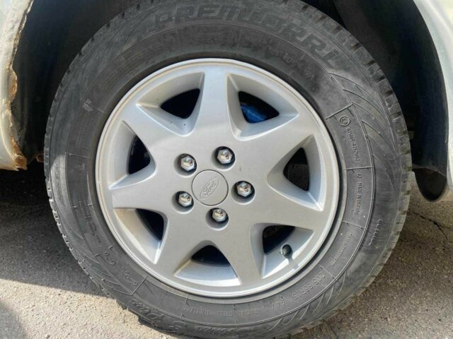 Серый Форд Скорпио, объемом двигателя 2 л и пробегом 300 тыс. км за 2100 $, фото 13 на Automoto.ua