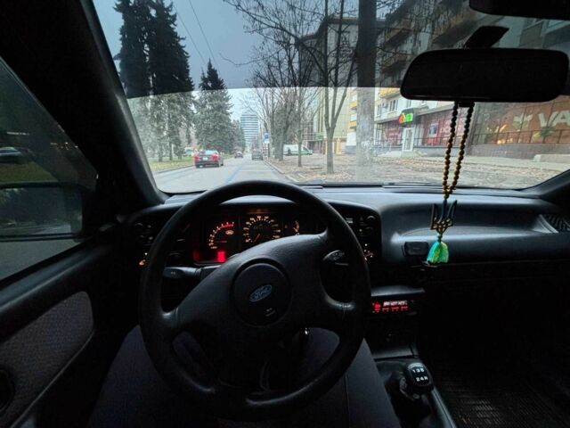 Серый Форд Скорпио, объемом двигателя 2 л и пробегом 300 тыс. км за 2100 $, фото 21 на Automoto.ua