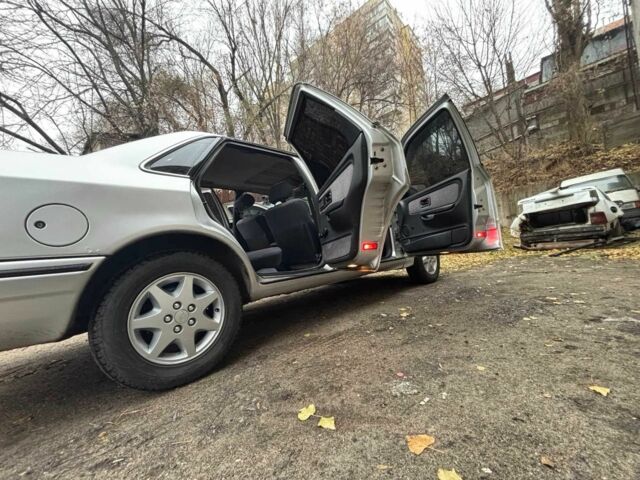 Серый Форд Скорпио, объемом двигателя 2 л и пробегом 300 тыс. км за 2100 $, фото 7 на Automoto.ua