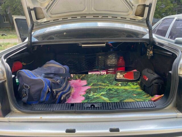 Серый Форд Скорпио, объемом двигателя 2 л и пробегом 300 тыс. км за 2100 $, фото 14 на Automoto.ua