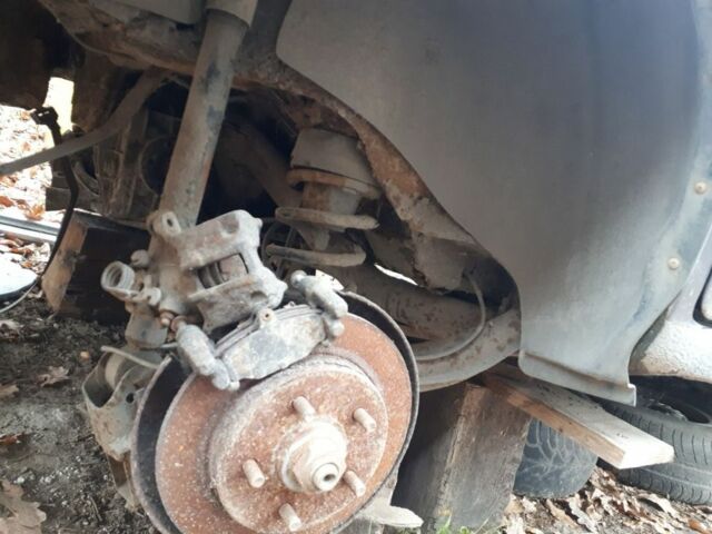 Серый Форд Скорпио, объемом двигателя 0 л и пробегом 200 тыс. км за 400 $, фото 1 на Automoto.ua