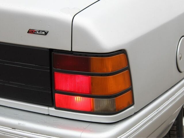 Серый Форд Скорпио, объемом двигателя 2 л и пробегом 140 тыс. км за 1800 $, фото 5 на Automoto.ua