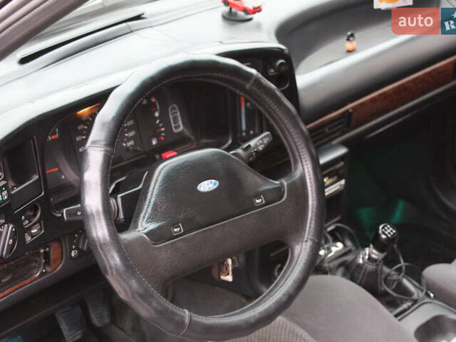 Серый Форд Скорпио, объемом двигателя 1.99 л и пробегом 140 тыс. км за 1800 $, фото 3 на Automoto.ua