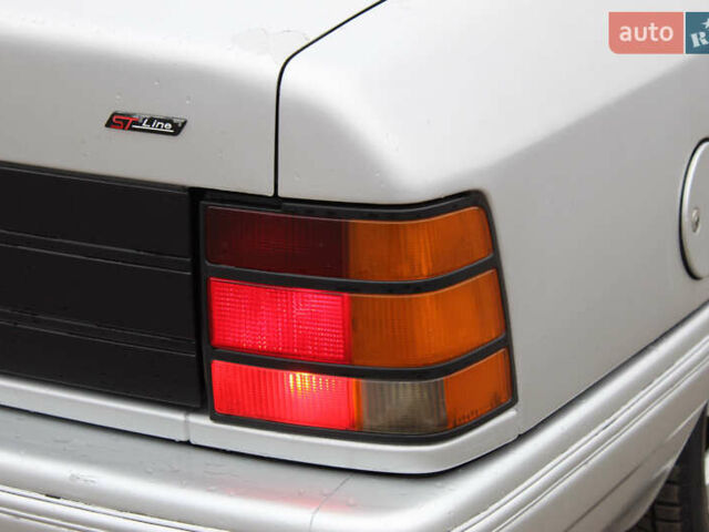 Серый Форд Скорпио, объемом двигателя 1.99 л и пробегом 140 тыс. км за 1800 $, фото 2 на Automoto.ua