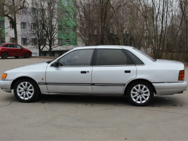 Серый Форд Скорпио, объемом двигателя 2 л и пробегом 140 тыс. км за 1800 $, фото 6 на Automoto.ua