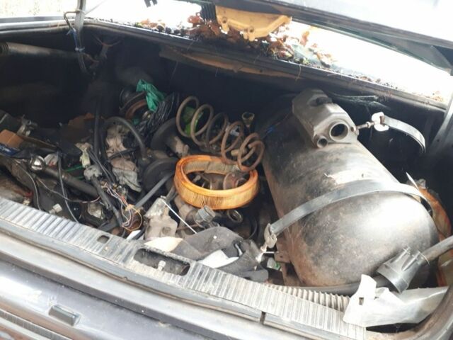 Серый Форд Скорпио, объемом двигателя 0 л и пробегом 200 тыс. км за 400 $, фото 3 на Automoto.ua