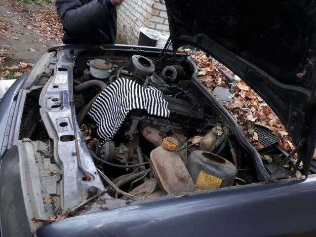 Серый Форд Скорпио, объемом двигателя 0 л и пробегом 200 тыс. км за 400 $, фото 5 на Automoto.ua