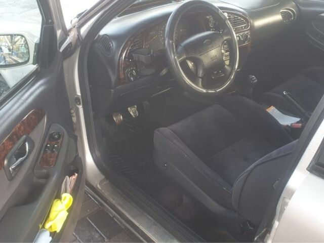 Сірий Форд Скорпіо, об'ємом двигуна 2.3 л та пробігом 340 тис. км за 1800 $, фото 11 на Automoto.ua