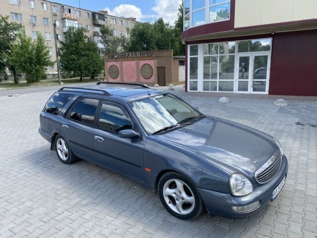 Серый Форд Скорпио, объемом двигателя 2.5 л и пробегом 300 тыс. км за 3000 $, фото 5 на Automoto.ua