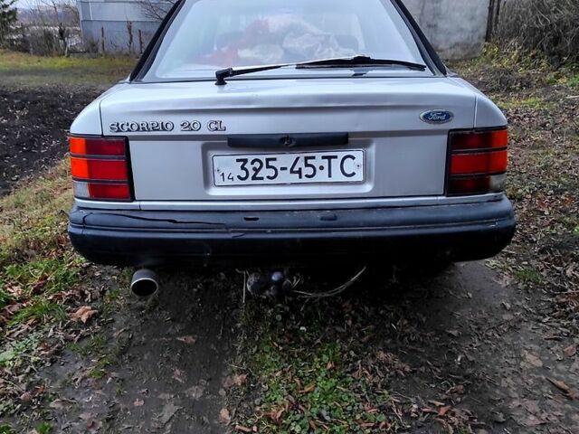 Серый Форд Скорпио, объемом двигателя 2 л и пробегом 33 тыс. км за 700 $, фото 2 на Automoto.ua