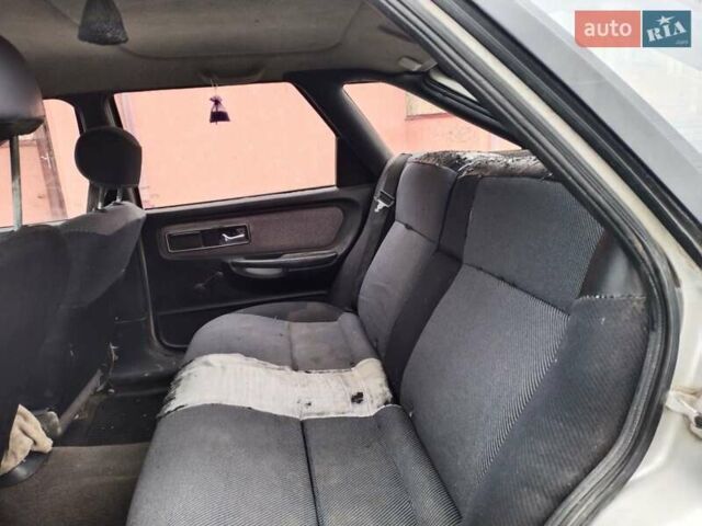 Форд Скорпио 1985 в Остоге на Automoto.ua Серый Форд Скорпио, объемом двигателя 1.77 л и пробегом 400 тыс. км за 700 $, фото 3 на Automoto.ua