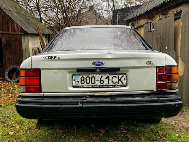 Сірий Форд Скорпіо, об'ємом двигуна 2 л та пробігом 300 тис. км за 450 $, фото 1 на Automoto.ua