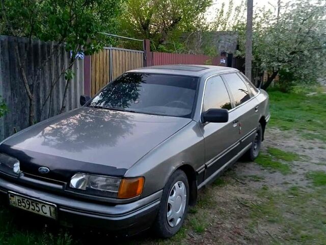 Сірий Форд Скорпіо, об'ємом двигуна 2.5 л та пробігом 250 тис. км за 450 $, фото 2 на Automoto.ua