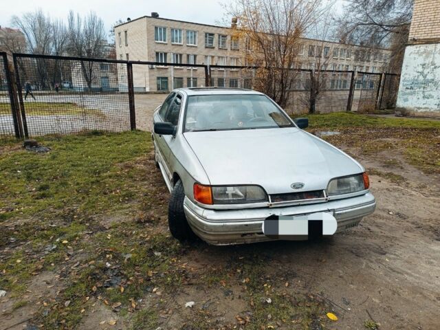 Серый Форд Скорпио, объемом двигателя 2 л и пробегом 400 тыс. км за 1000 $, фото 2 на Automoto.ua