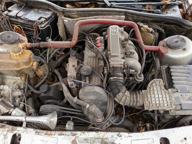 Серый Форд Скорпио, объемом двигателя 2 л и пробегом 400 тыс. км за 1000 $, фото 3 на Automoto.ua