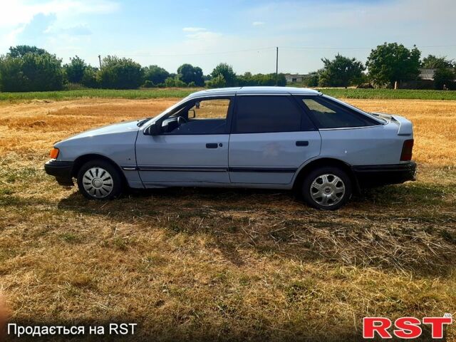 Форд Скорпио 1988 в Кременчуге на Automoto.ua Серый Форд Скорпио, объемом двигателя 2 л и пробегом 300 тыс. км за 700 $, фото 4 на Automoto.ua
