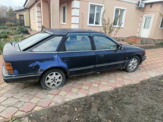 Синій Форд Скорпіо, об'ємом двигуна 0 л та пробігом 200 тис. км за 450 $, фото 2 на Automoto.ua