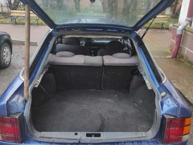 Синий Форд Скорпио, объемом двигателя 2 л и пробегом 385 тыс. км за 950 $, фото 17 на Automoto.ua