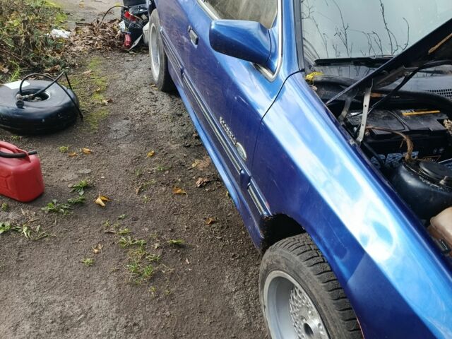 Форд Скорпио 1987 в Переяславе-Хмельницком на Automoto.ua Синий Форд Скорпио, объемом двигателя 2.9 л и пробегом 100 тыс. км за 1300 $, фото 2 на Automoto.ua