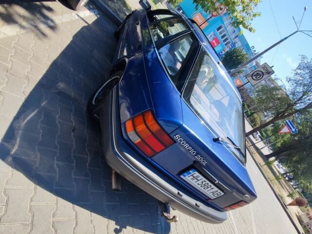 Синий Форд Скорпио, объемом двигателя 2 л и пробегом 260 тыс. км за 1550 $, фото 6 на Automoto.ua