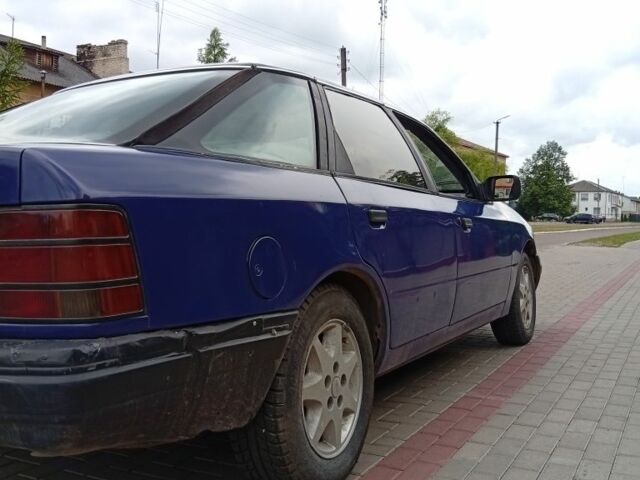 Синий Форд Скорпио, объемом двигателя 0 л и пробегом 555 тыс. км за 1019 $, фото 5 на Automoto.ua