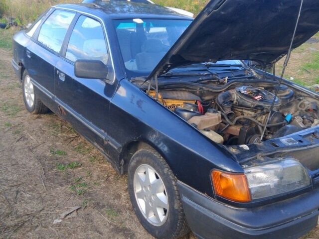 Синий Форд Скорпио, объемом двигателя 2 л и пробегом 125 тыс. км за 700 $, фото 2 на Automoto.ua