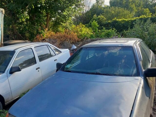 Синий Форд Скорпио, объемом двигателя 2 л и пробегом 300 тыс. км за 286 $, фото 3 на Automoto.ua