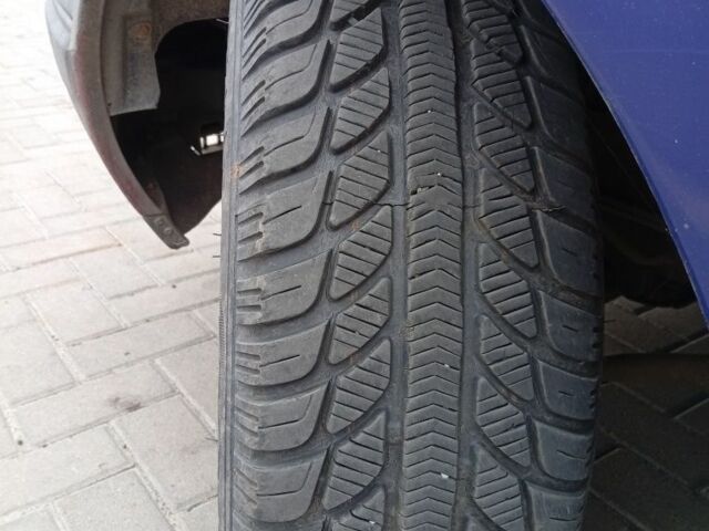 Синій Форд Скорпіо, об'ємом двигуна 0 л та пробігом 555 тис. км за 905 $, фото 4 на Automoto.ua