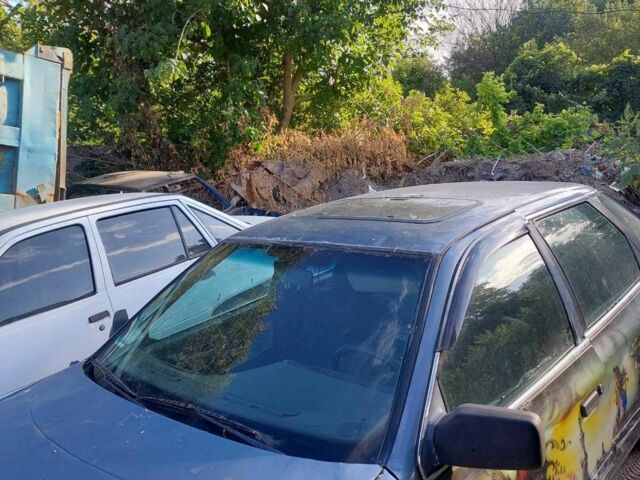 Синий Форд Скорпио, объемом двигателя 2 л и пробегом 300 тыс. км за 286 $, фото 1 на Automoto.ua