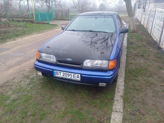 Синій Форд Скорпіо, об'ємом двигуна 2 л та пробігом 23 тис. км за 1600 $, фото 4 на Automoto.ua