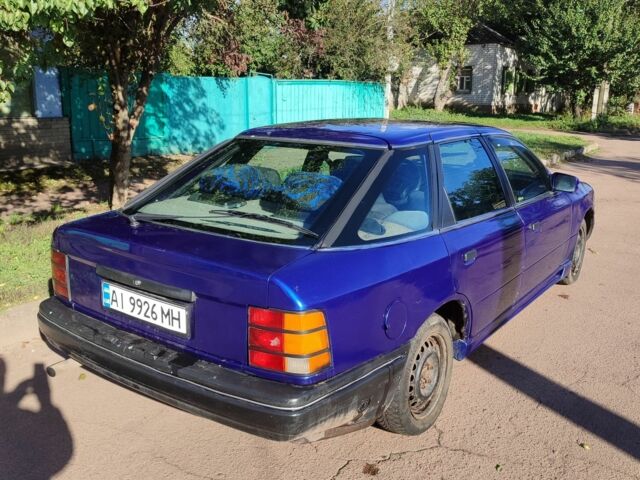 Форд Скорпио 1989 в Прилуках на Automoto.ua Синий Форд Скорпио, объемом двигателя 2.4 л и пробегом 400 тыс. км за 550 $, фото 2 на Automoto.ua