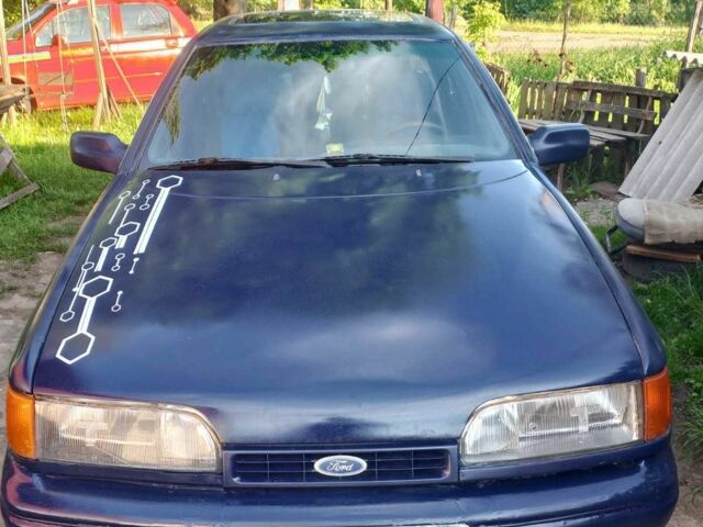 Синій Форд Скорпіо, об'ємом двигуна 2 л та пробігом 186 тис. км за 932 $, фото 1 на Automoto.ua