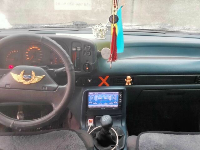 Синій Форд Скорпіо, об'ємом двигуна 2 л та пробігом 450 тис. км за 828 $, фото 3 на Automoto.ua