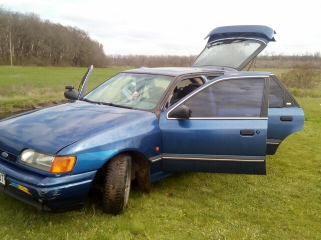 Синій Форд Скорпіо, об'ємом двигуна 2.4 л та пробігом 180 тис. км за 2200 $, фото 13 на Automoto.ua