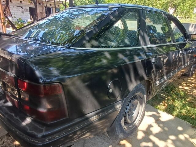 Синий Форд Скорпио, объемом двигателя 2 л и пробегом 5 тыс. км за 798 $, фото 3 на Automoto.ua