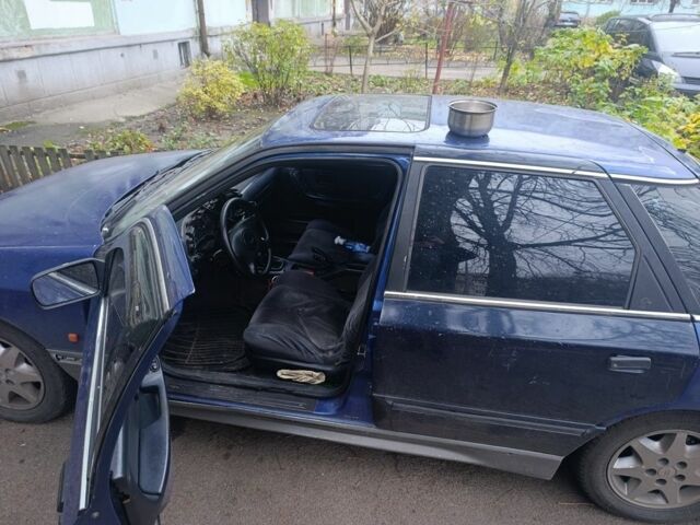 Синий Форд Скорпио, объемом двигателя 2 л и пробегом 30 тыс. км за 708 $, фото 5 на Automoto.ua