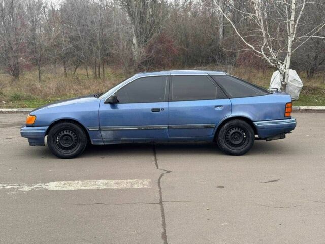 Синий Форд Скорпио, объемом двигателя 2 л и пробегом 250 тыс. км за 850 $, фото 3 на Automoto.ua