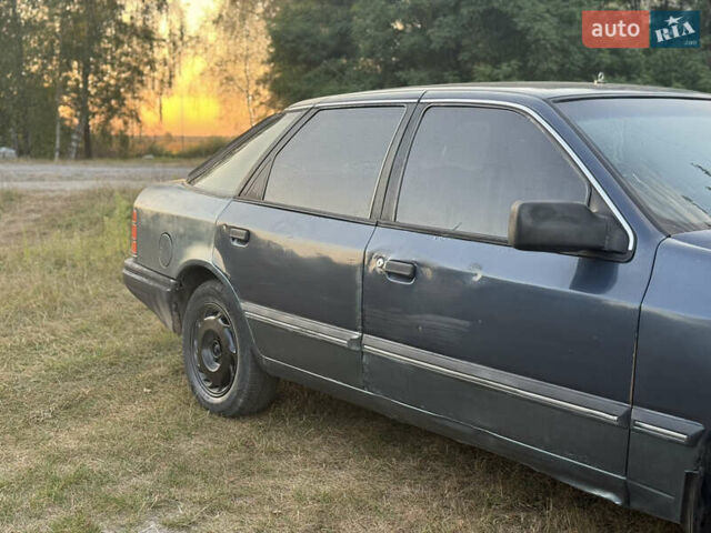 Синий Форд Скорпио, объемом двигателя 0 л и пробегом 555 тыс. км за 800 $, фото 6 на Automoto.ua