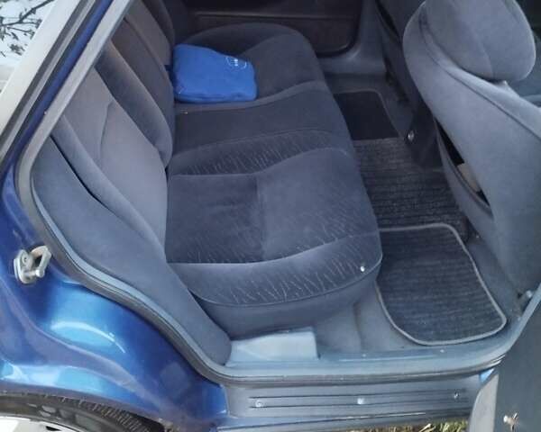 Синий Форд Скорпио, объемом двигателя 2 л и пробегом 355 тыс. км за 1650 $, фото 7 на Automoto.ua