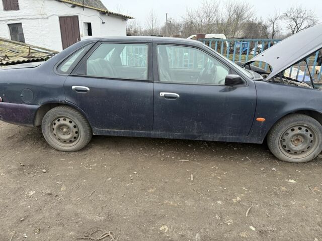 Синий Форд Скорпио, объемом двигателя 2.4 л и пробегом 334 тыс. км за 2200 $, фото 4 на Automoto.ua