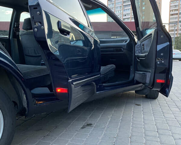 Синий Форд Скорпио, объемом двигателя 2 л и пробегом 300 тыс. км за 2900 $, фото 13 на Automoto.ua